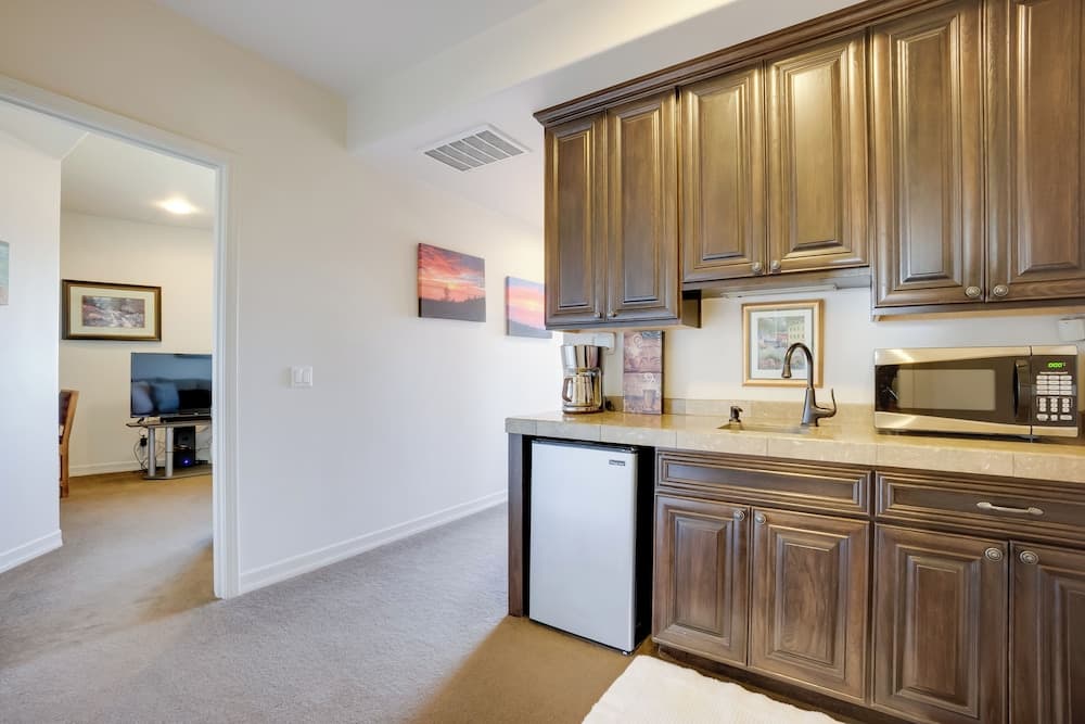 Stunning 360 Ocean Views, Near Redwoods NP!