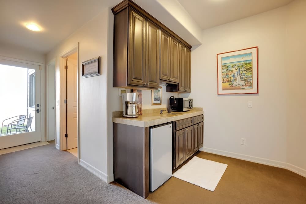 Stunning 360 Ocean Views, Near Redwoods NP!