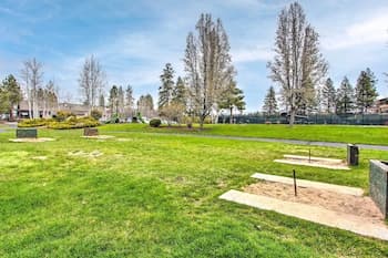 Stunning Townhome Near Upper Klamath Lake!