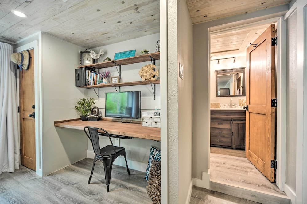 Stunning Blanco Home w/ Direct River Access!