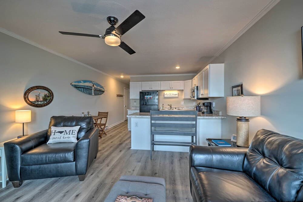 Chic Oceanfront North Topsail Beach Condo w/ Deck