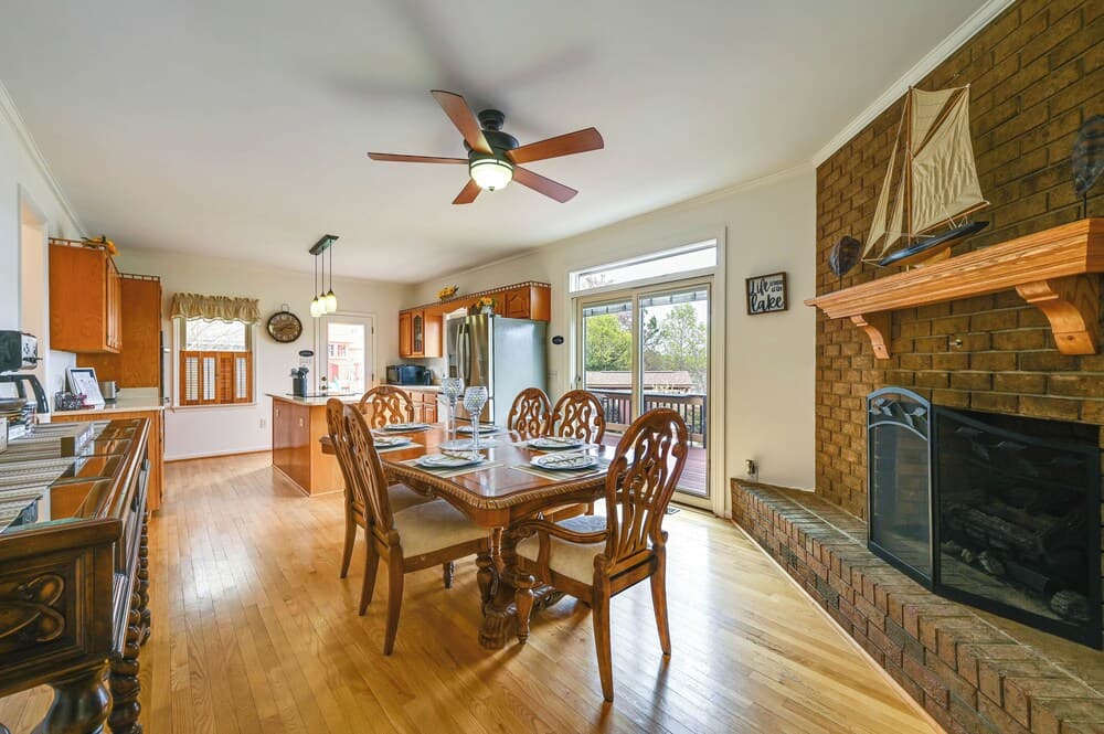 Dock & Kayaks: Lakefront Roanoke Rapids Home