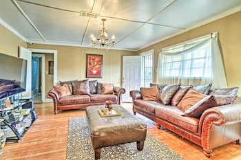 Oxford Home on Private Land < 7 Mi to Dtwn!