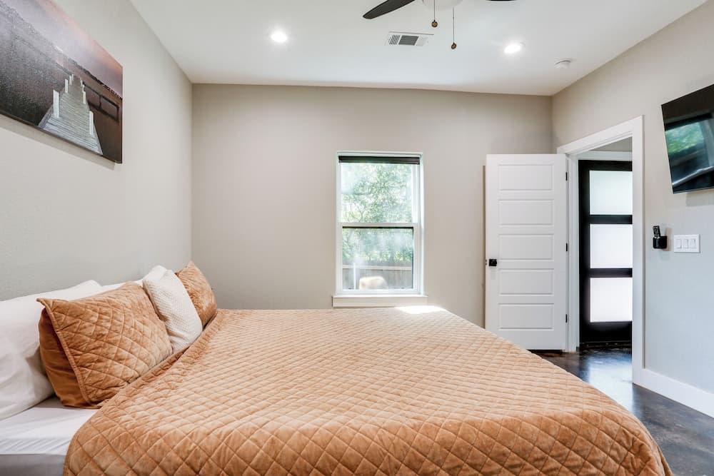 1 Mi to Boating & Beaches: Lake Texoma Getaway