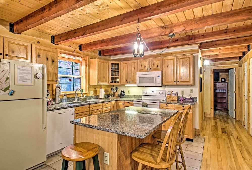 Massanutten Resort Log Cabin w/ Mountain Views!