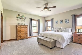 Luxe Spearfish Hideaway: Golf, Hike, Explore!