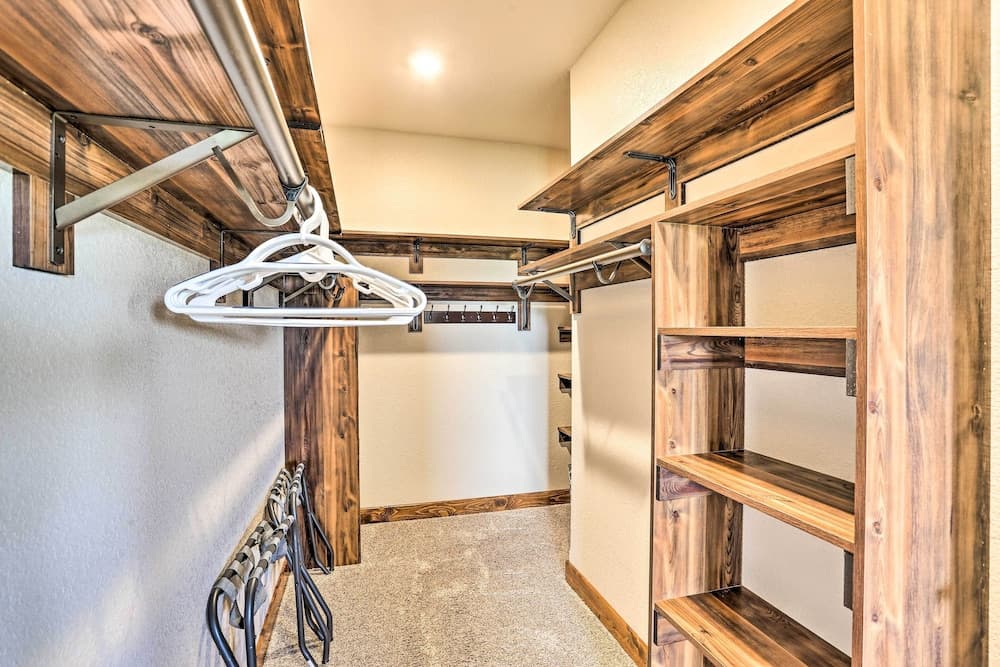 Luxe Spearfish Hideaway: Golf, Hike, Explore!