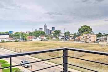 Modern Indianapolis Home w/ Skyline Views