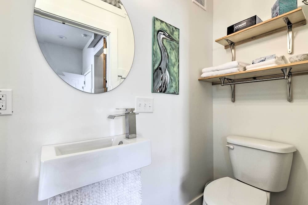 Old Town Getaway, Walk to Shopping, Dining, & Bay!