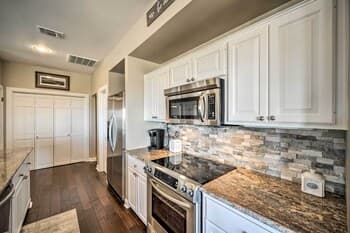 Spacious Spicewood Cottage, Close to Golfing!