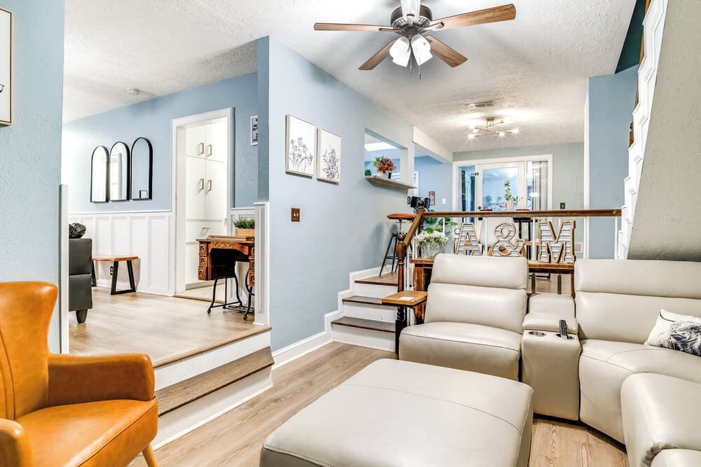 Aggie Game Day Retreat ~ 1 Mi to Texas A & M!