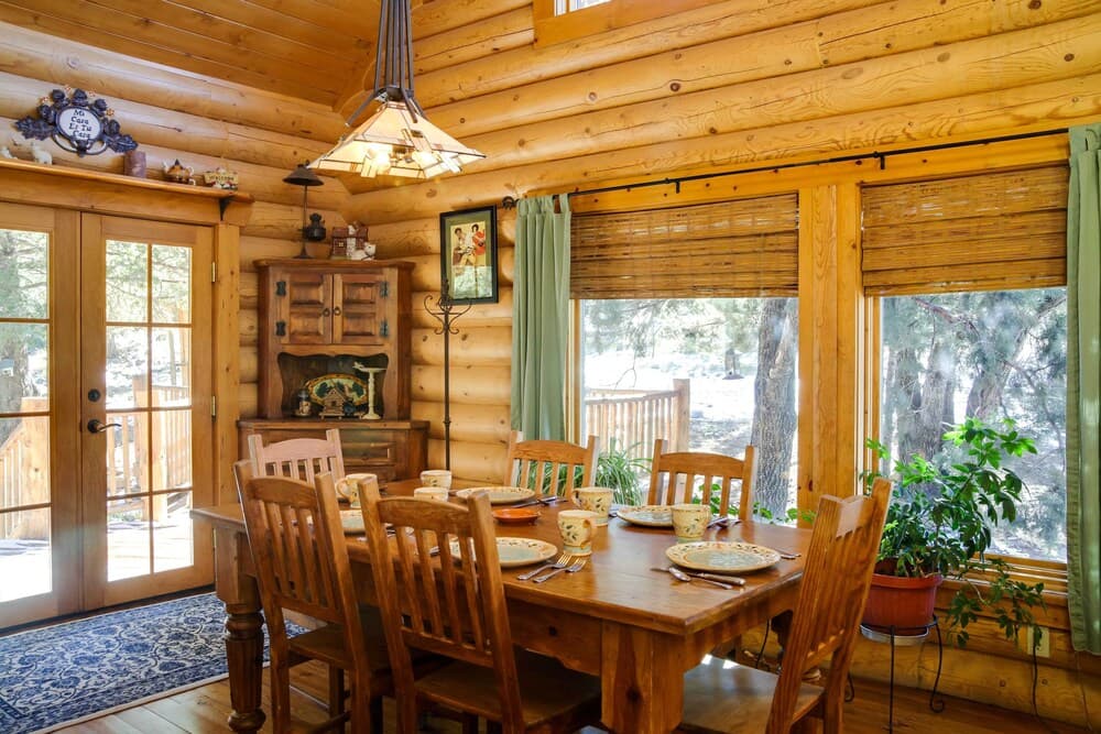 'lacy's Log Cabin' Alto Home w/ Mountain Views!