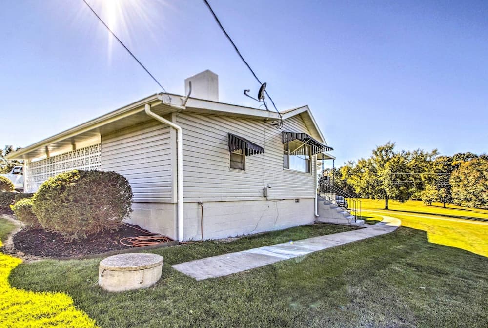 Lakeview Home - 1 Mile From Bull Shoals Lake!