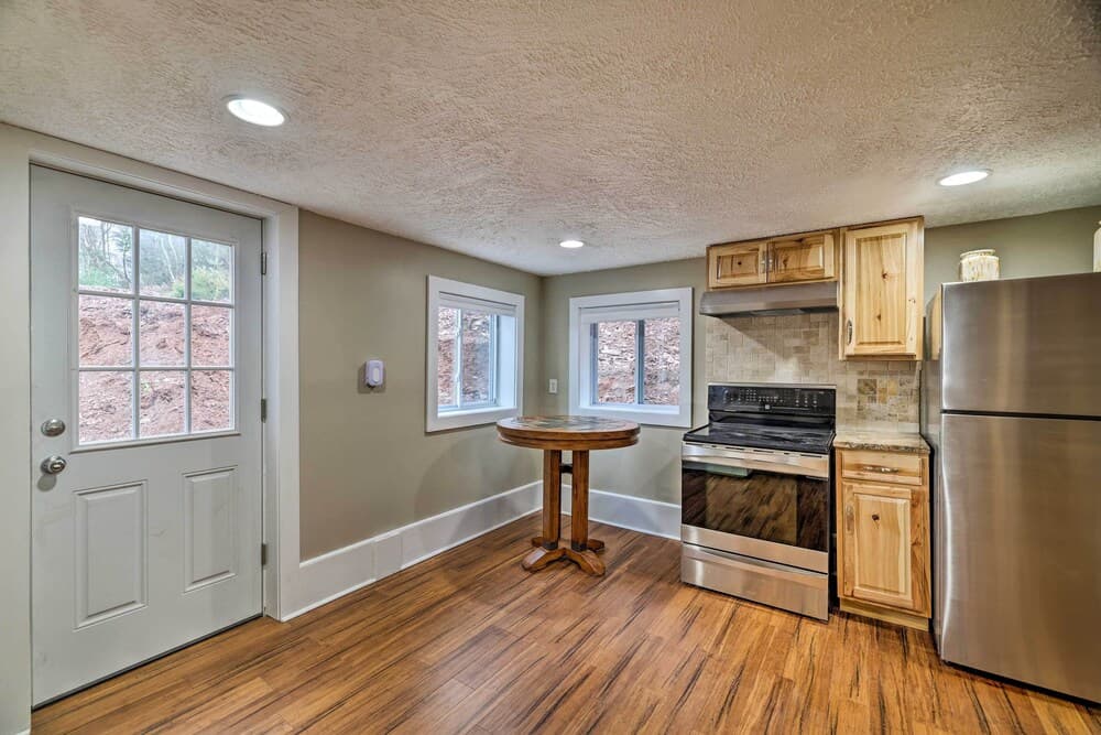 Scotrun Home Centrally Located to Area Resorts