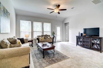 Spacious Willis Home - Pets Welcome!