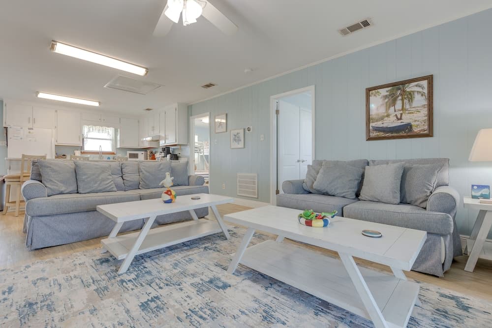 Waterfront Dauphin Island Home w/ Deck & Boat Dock