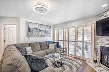 Updated Condo < Half-mile to Angel Fire Resort!