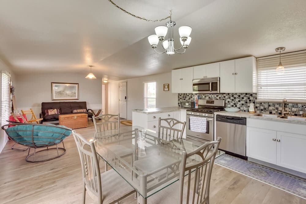 Peaceful MI Home on 1 Acre: Pets Welcome!