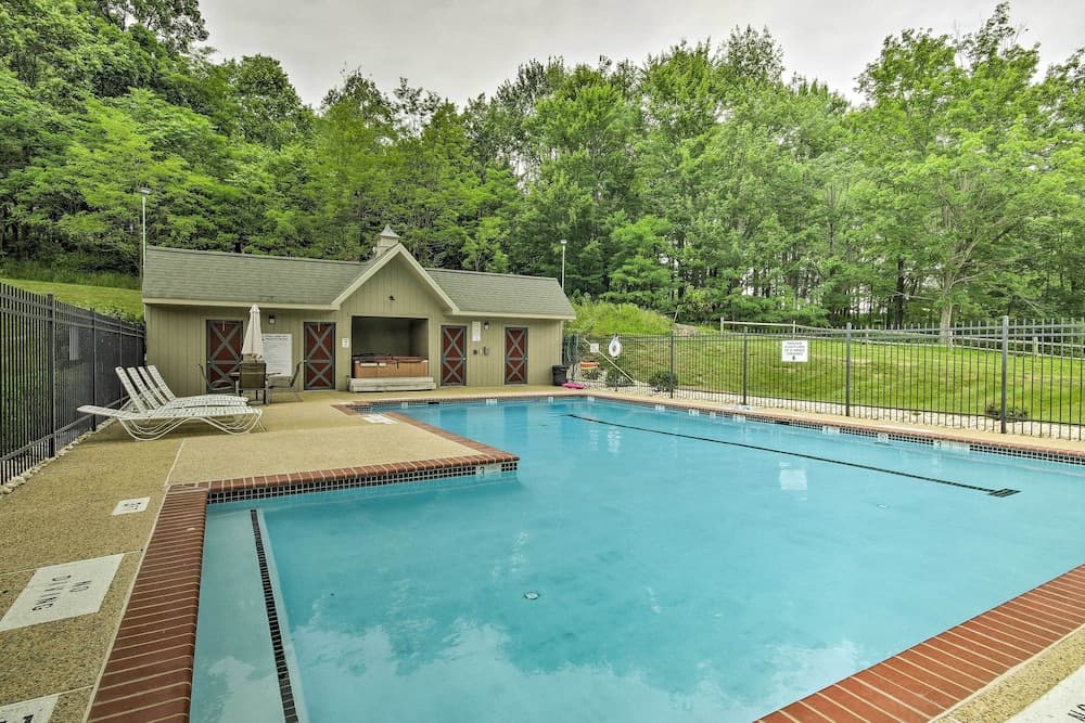 Spacious Mercersburg Home at Whitetail Resort