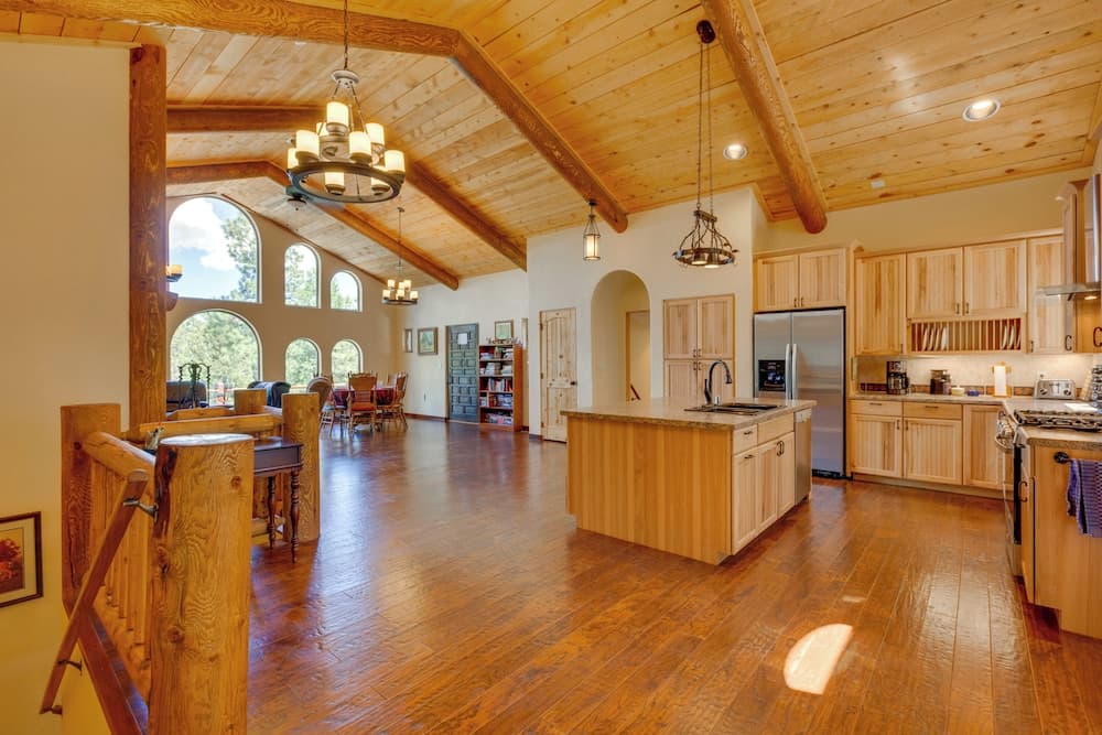 Southwestern Angel Fire Abode w/ Game Room