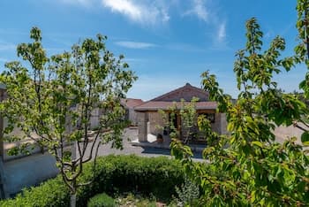 Countryside villa Rusulica