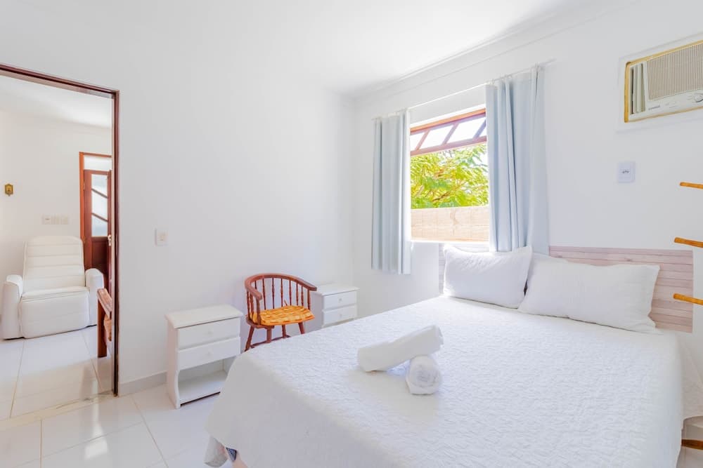 GB09 Ótima Casa 6 Quartos a 50m da Praia