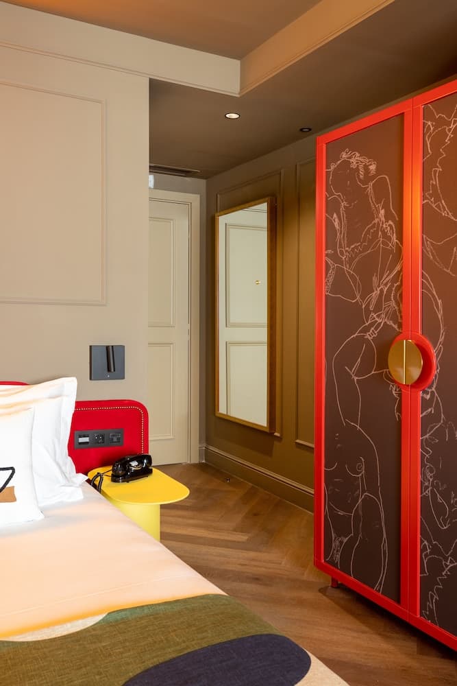 Upon Angels - Adults Only