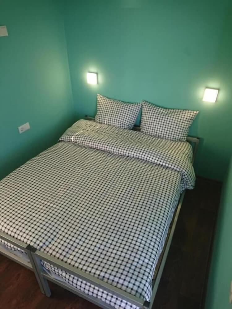 Altitude 1900 Dive resorts