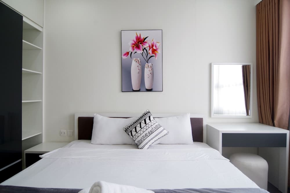 Luxury Apartment Dcapital Tran Duy Hung