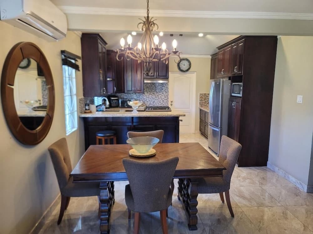 Soleil House with a view