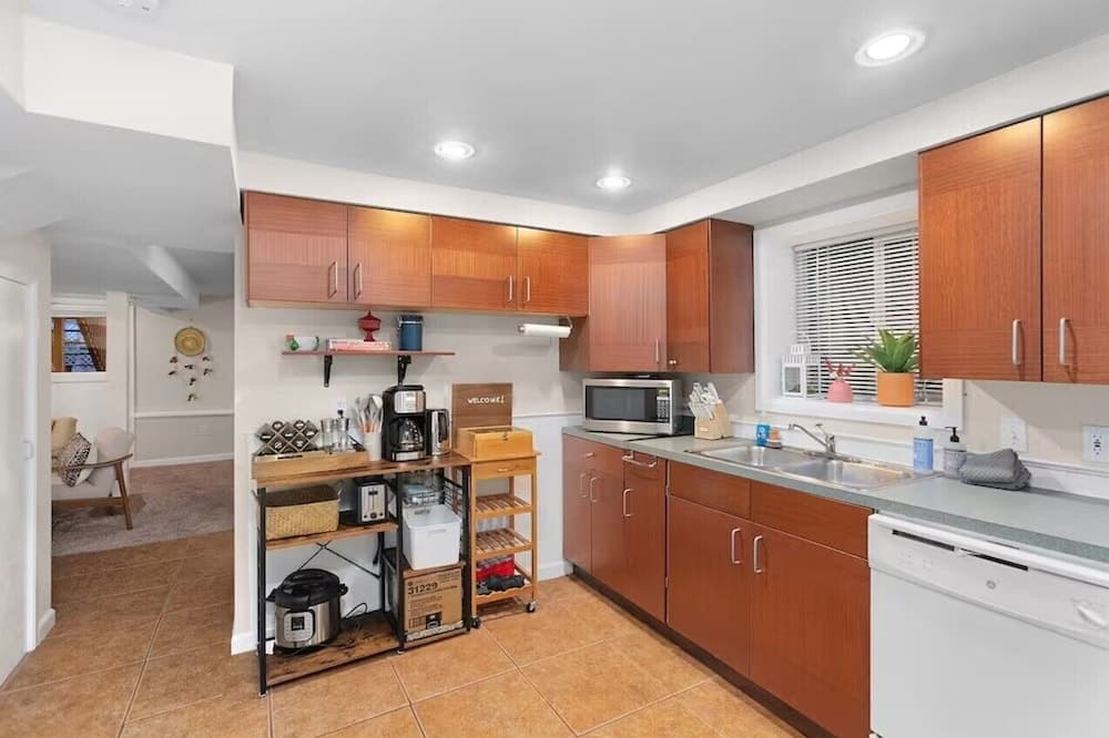 Greenwood Mother in Law