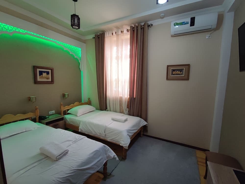 Naqshband Craft Center & Hotel