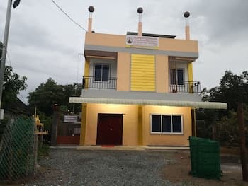 Village Pottery Garden Villa