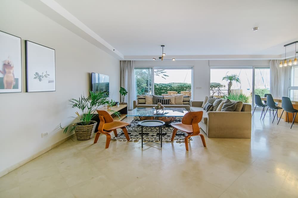 Olala Marina Apartments