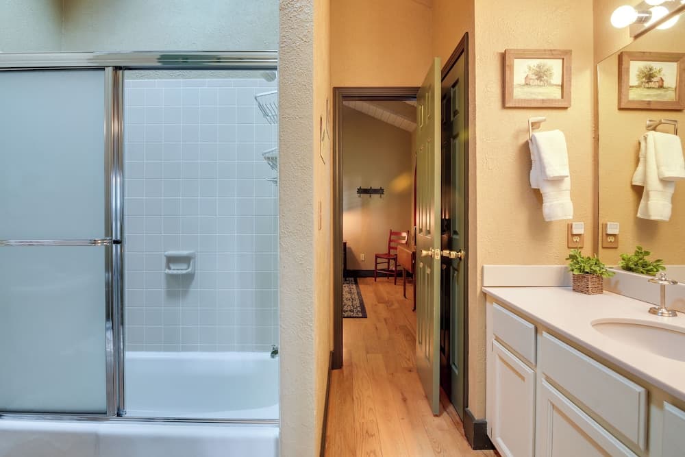 Pagosa Springs Vacation Rental Near Reservoir!