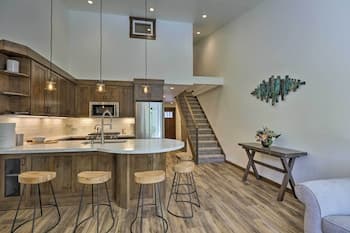 Ski-in/ski-out Northstar Resort Condo w/ Pool!