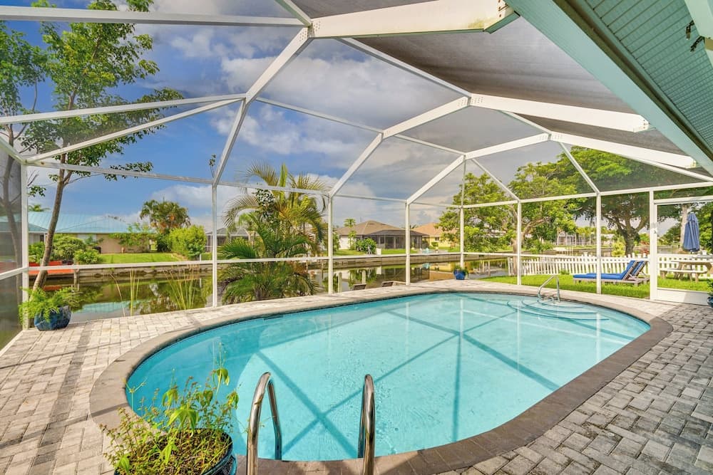 'villa Sol Mate' - Waterfront Cape Coral Home!