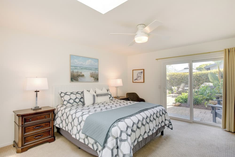 Lakefront Grover Beach Home ~ Walk to Ocean!