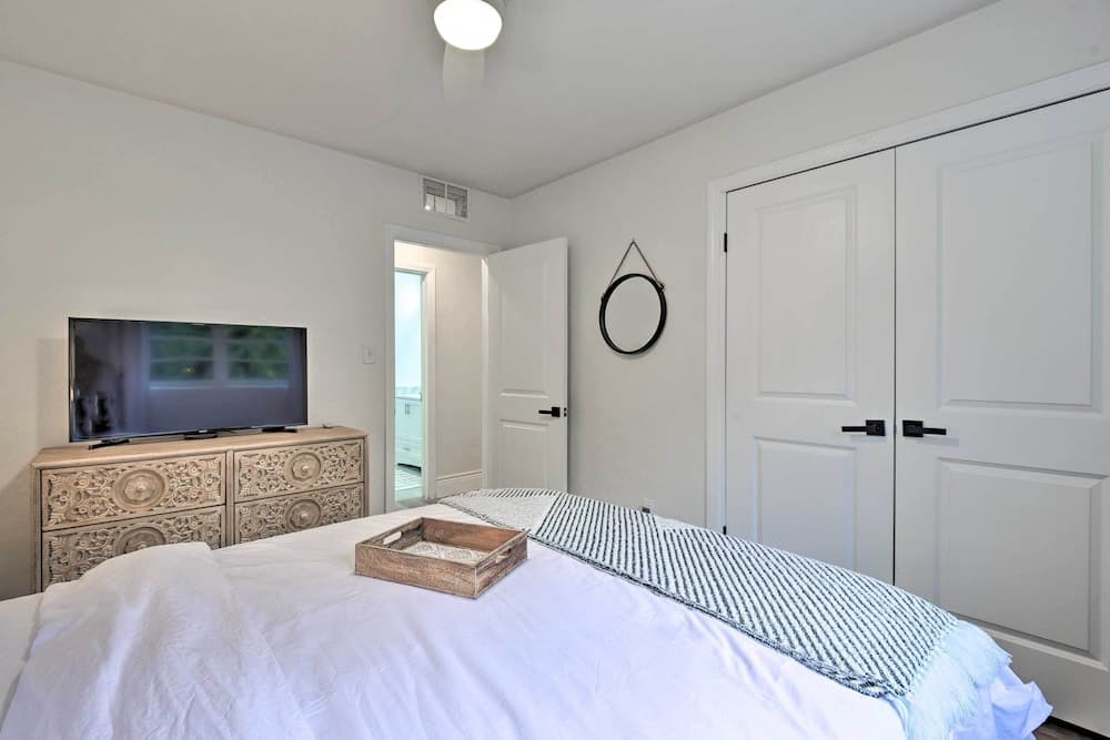 'the Melrose Sarasota' w/ Large Private Lanai