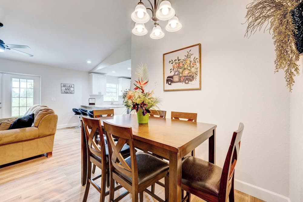 Golf & Pool Access: Pet-friendly Sebring Home!