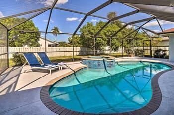 Naples Oasis w/ Pool, Hot Tub ~ 2 Mi to Beach