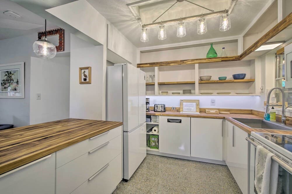 Vero Beach Oasis < 7 Mi to South Beach Park!