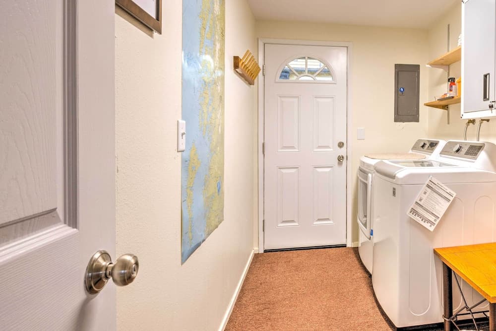 Walkable Sitka Getaway w/ Community Perks!