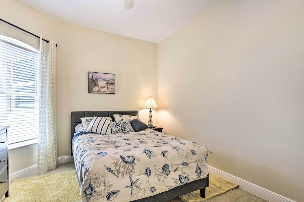 Rotonda West Home w/ Heated Pool, 5 Mi to Beach!