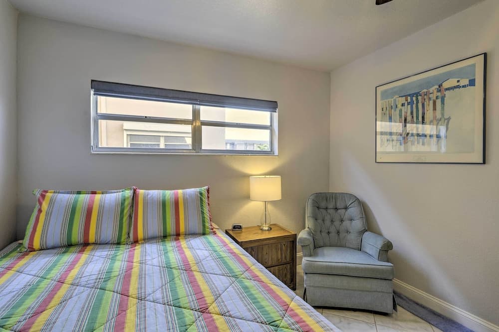 'the Palms' Cocoa Beach Condo: Walk to Beach!