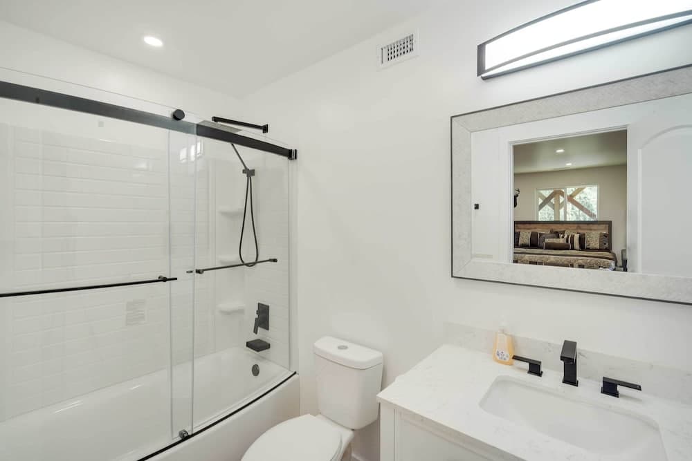 Lake Arrowhead Getaway With Decks + Game Room!