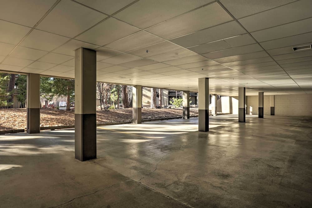 1 Mi to Trail: Wfh-friendly Incline Village Condo!