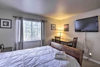 Spacious South Lake Tahoe Vacation Rental w/ Deck!