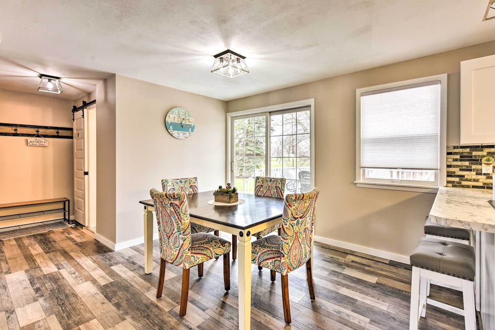 Walk to Lake Pepin: Charming Retreat w/ Deck