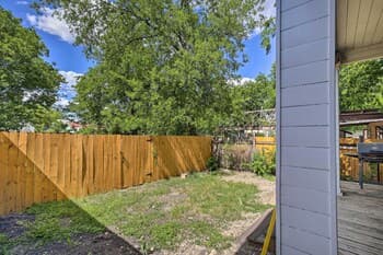 Charming San Antonio Retreat ~ 3 Mi to Dtwn!